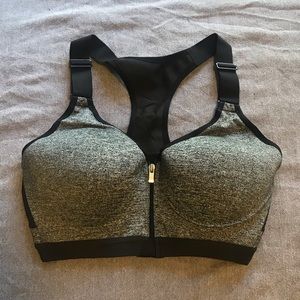 Victoria’s Secret Incredible Sports Bra